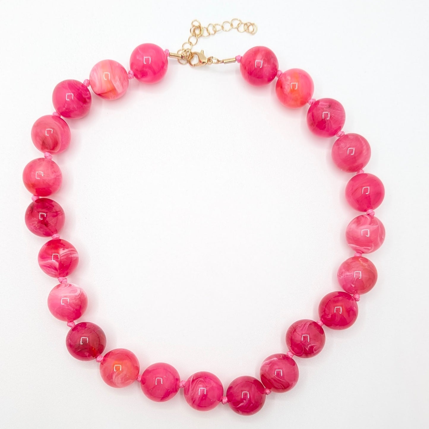 kralen ketting gemarmerd roze