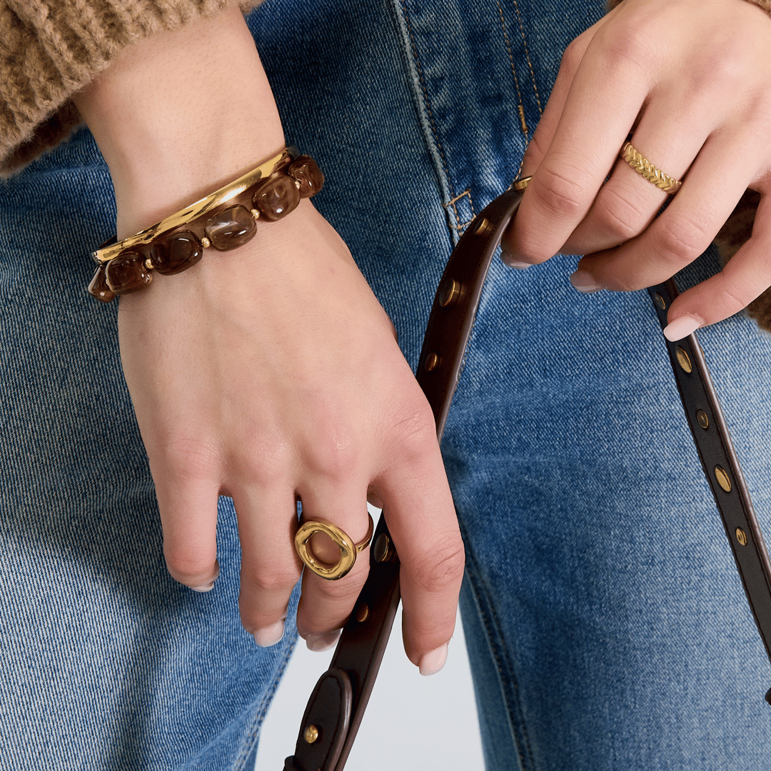 Kralenarmband squared amber bruin