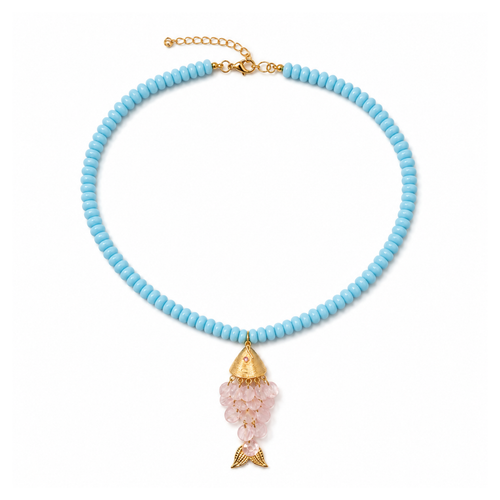 Lichtblauwe lange kralenketting met gouden parelmoer vis