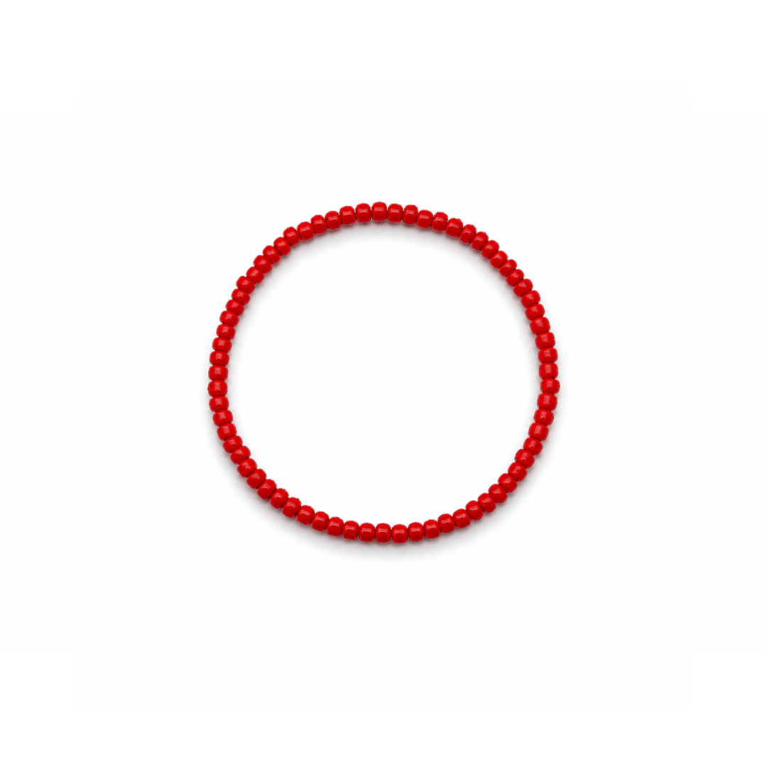 Lichtrode kleine kralenarmband Saar met fijne rode kralen