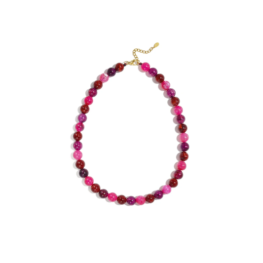 Mixed roze burgundy kralenketting Elin met ronde glanzende marble kralen in roze, fuchsia, paars en donkerrood en gouden sluiting