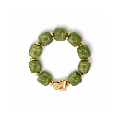 Olijfgroene chunky kralenarmband met gouden kraal