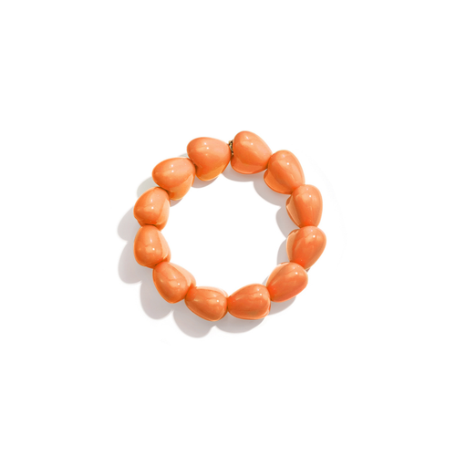 Oranje hartjes kralenarmband