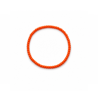 Oranje kleine kralenarmband Saar met fijne oranje kralen