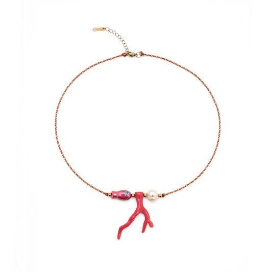 Oranje rope ketting met rode koraal bedel roze zeekraal en witte parel met goudkleurige kralen van Casa Jadel