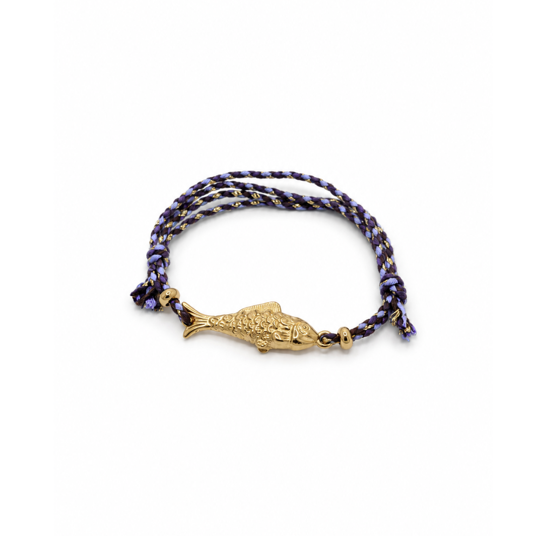 Paarse verstelbare rope armband met een gouden stainless steel visje van Casa Jadel.