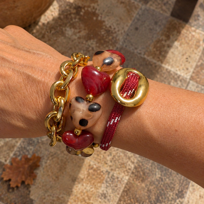 Burgundy panter hartjes armbanden stack