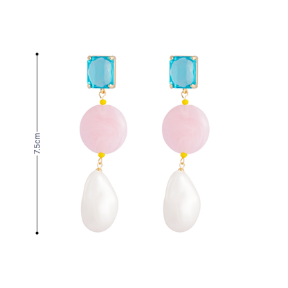 Roze-blauwe oorhangers met facetgeslepen diamantje en barok parel. Afmetingen