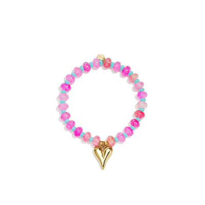 Roze glazen kralenarmband met lang hart bedel