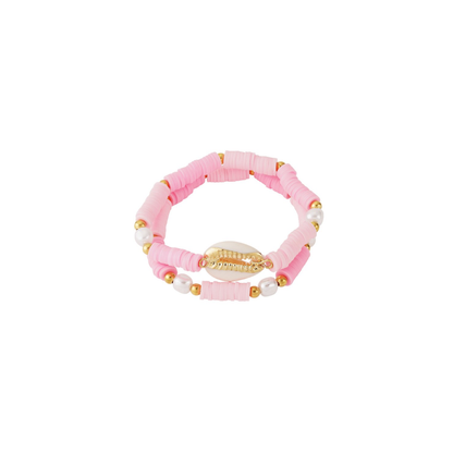 Roze kralen armbandenset met schelpbedel, parels en goudkleurige kralen voor dames.
