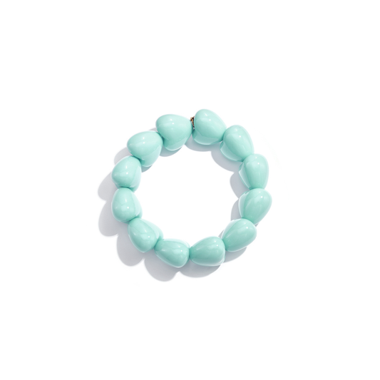 Turquoise chubby hartjes kralenarmband met glossy hartvormige kralen