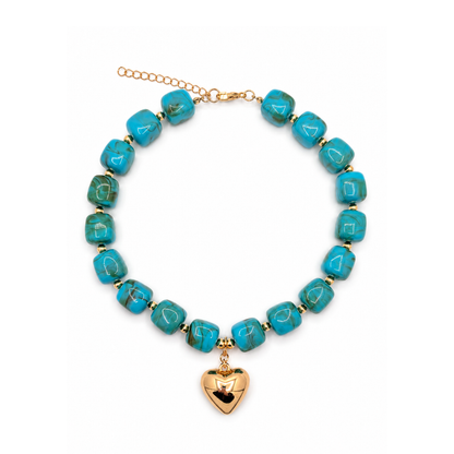 Turquoise chunky squared kralenketting met gouden hartbedel van Casa Jadel