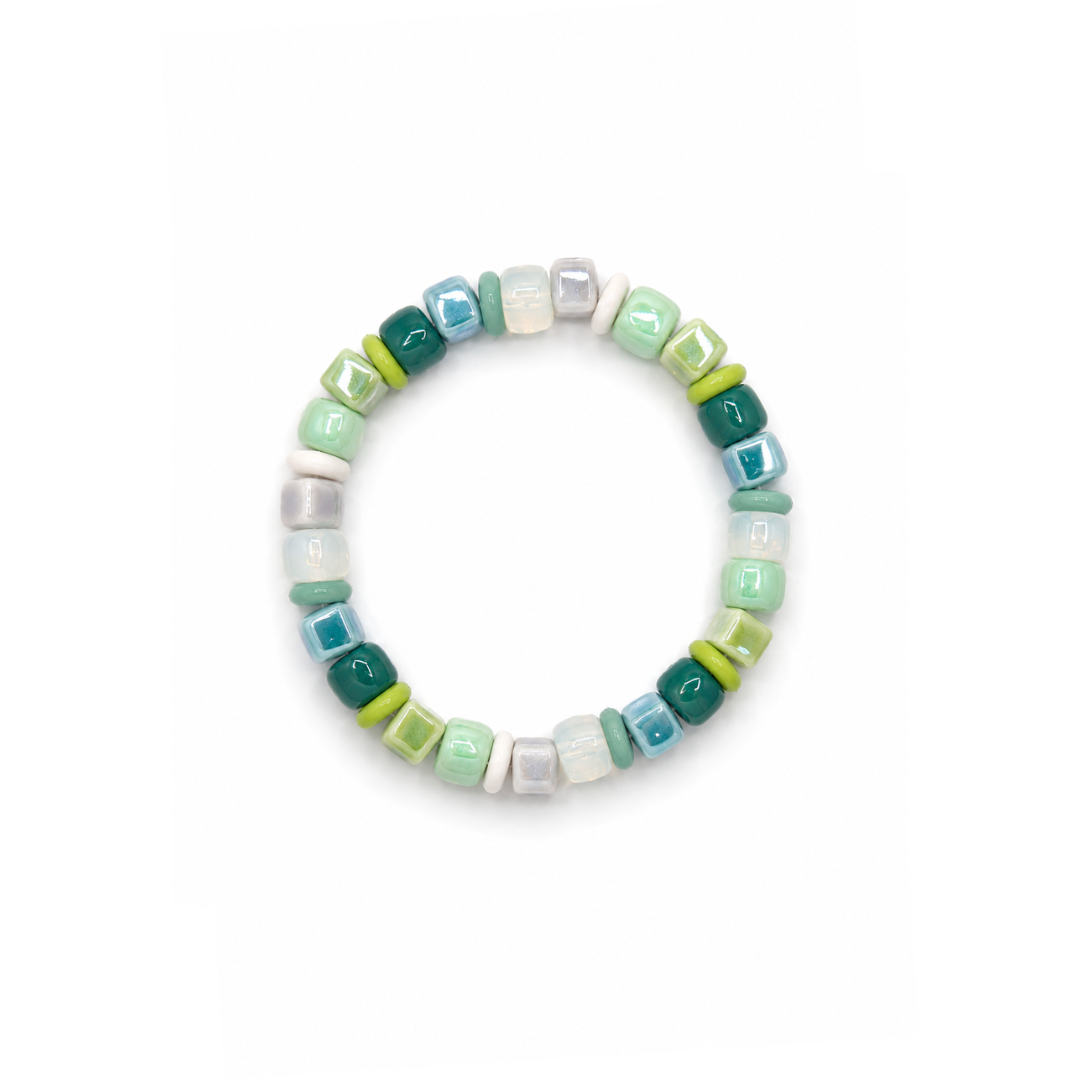 Turquoise squared en glazen kralenarmband Sunny van Casa Jadel