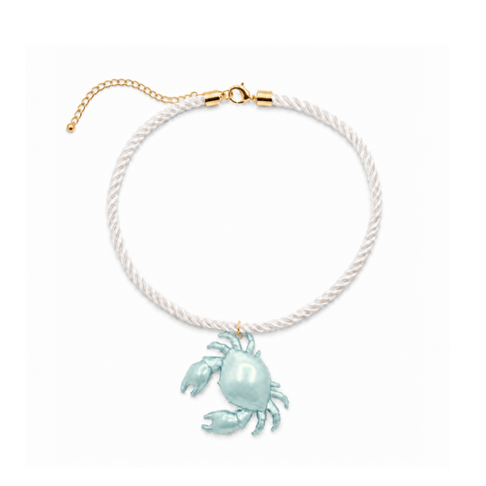 Witte gedraaide rope ketting met oversized turquoise krab hanger.