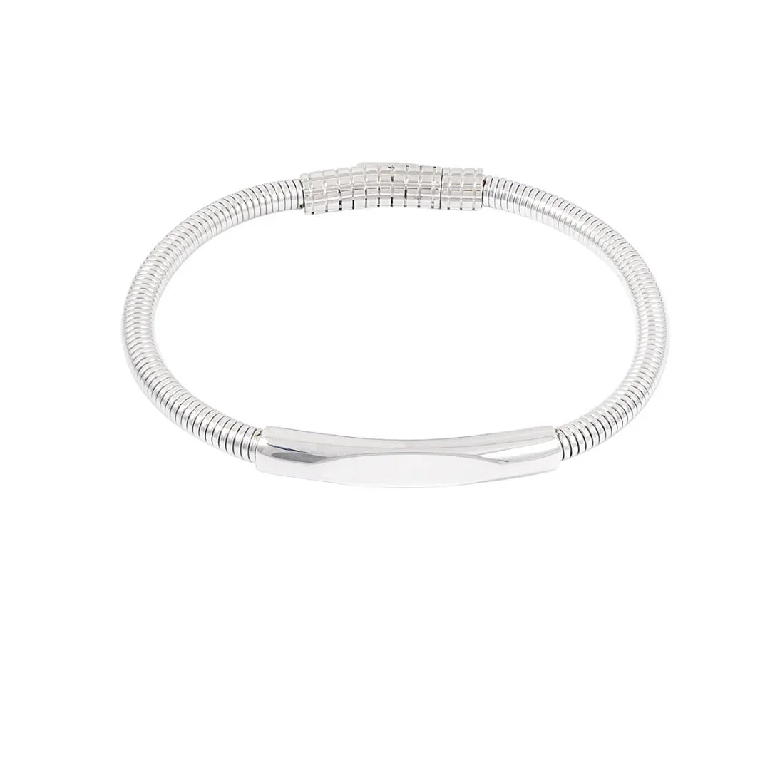 Zilverkleurige herenarmband Silver Twist met fijne geribbelde structuur en glad gedraaid detail aan de voorzijde