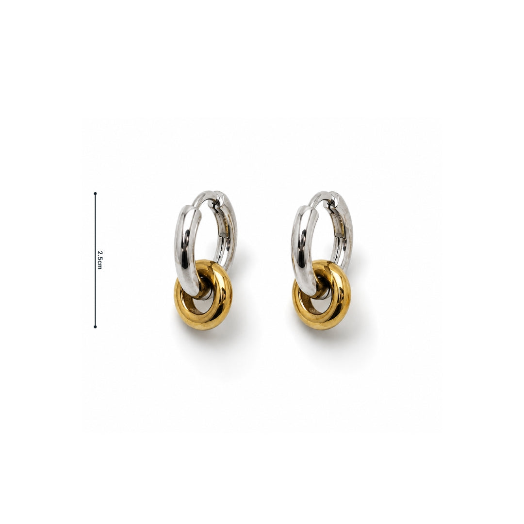 Zilveren oorringen met goudkleurige ringetjes in mixed metal design afmeting