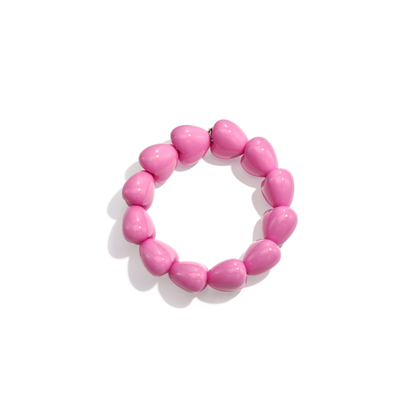 Zuurstokroze chubby hartjes kralenarmband met glossy hartvormige kralen