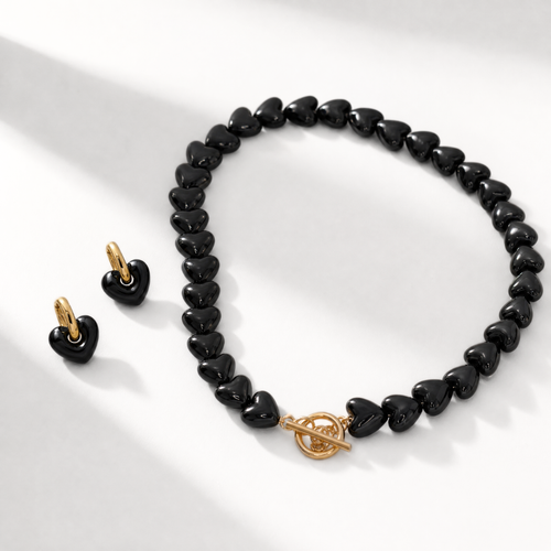 Zwarte hartjes set | ketting en oorbellen